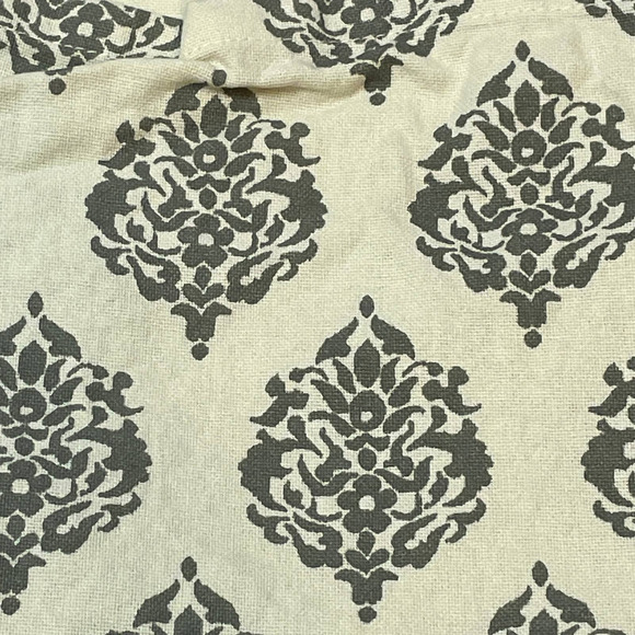 Elrene Home Fashions Cloth Napkins 4 Set 100% Cotton Abstract Floral Gray Cream - Picture 2 of 5